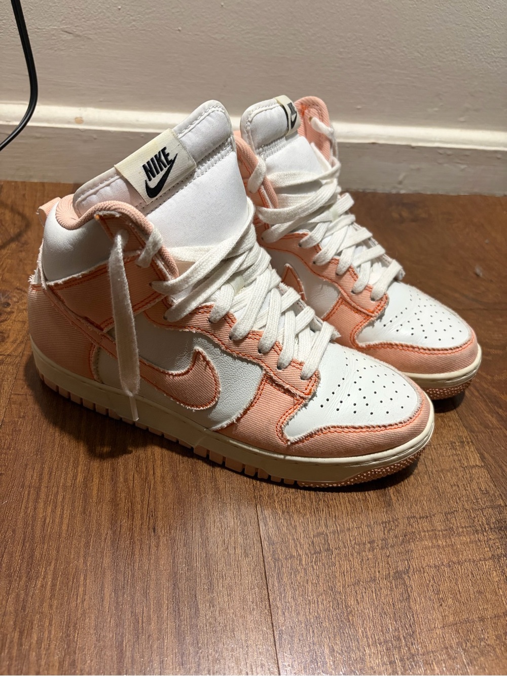 Nike Women’s High-Top Sneakers white and peach